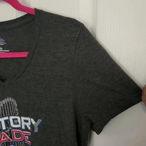 Boston Red Sox 2018 Championship Gray T-Shirt - Picture 7 of 10